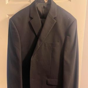 Mens Chaps Black 2 piece suit 44s and 40X30